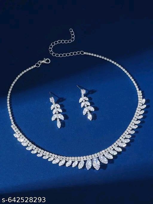 Luxurious Necklace Set